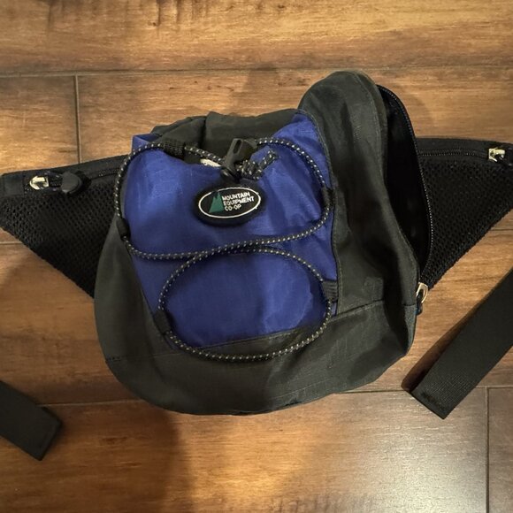 Mountain Equipment Co-Op Hiking & Camping Waist Pack – Black/Blue - Picture 4 of 7